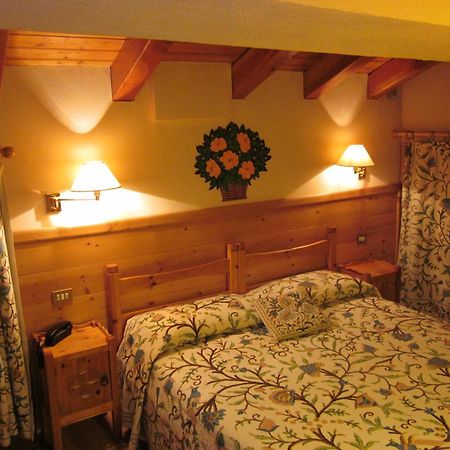 Hotel Mignon Breuil-Cervinia Extérieur photo