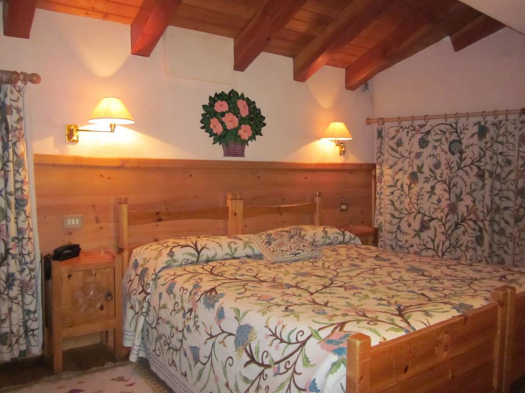 Hotel Mignon Breuil-Cervinia Extérieur photo